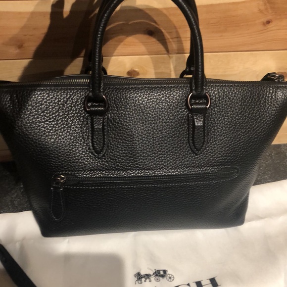 🛑SOLD🛑🖤Coach Black Turnlock Cara Satchel! - Picture 4 of 14